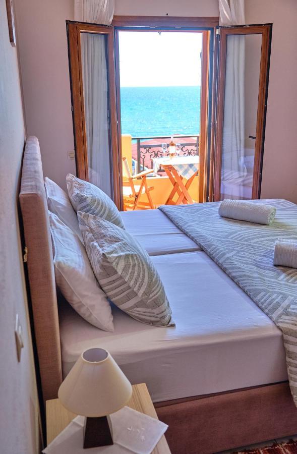 Houmis Apts & Studios Айос-Єорйос-Пагон Екстер'єр фото